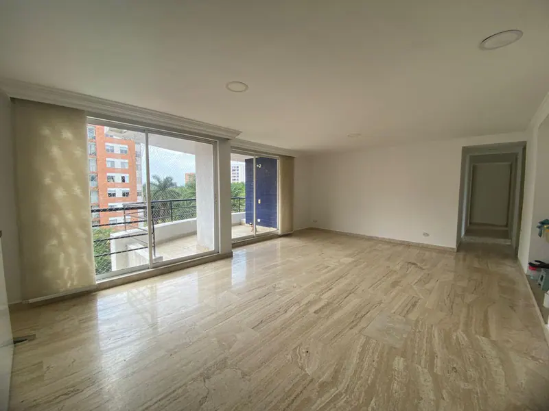 Apartamento en venta en La Flora, Cali