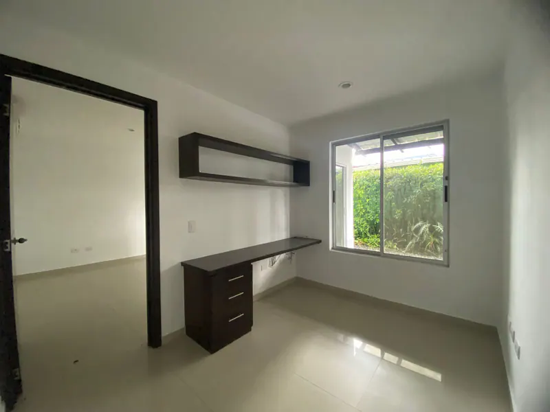Casa en conjunto residencial en arriendo en Alfaguara, Jamundí · foto 5 de 28