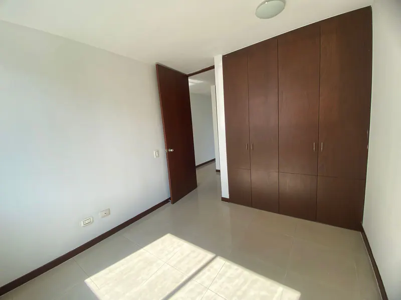 Apartamento en venta en La Flora, Cali · foto 5 de 29