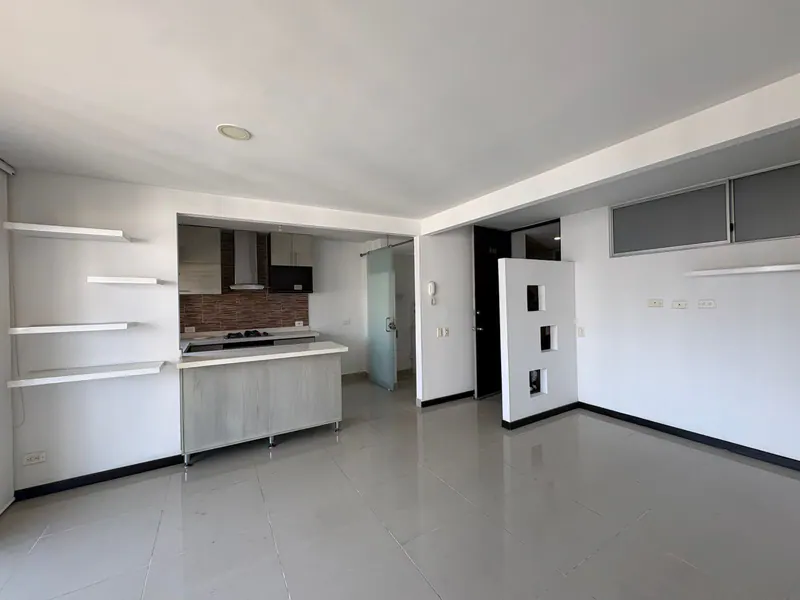 Apartamento en arriendo en La Flora, Cali · foto 3 de 19