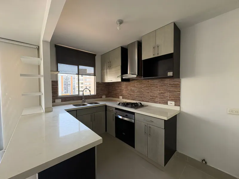 Apartamento en arriendo en La Flora, Cali · foto 5 de 19