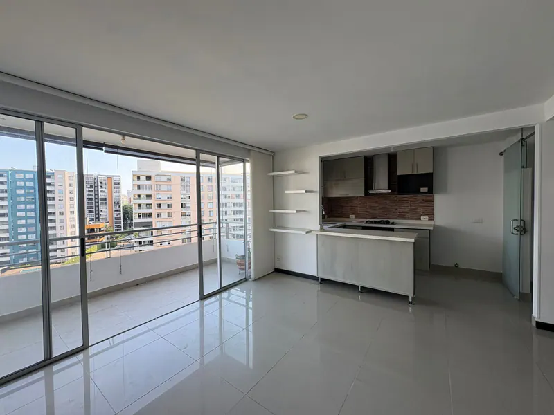 Apartamento en arriendo en La Flora, Cali · foto 4 de 19