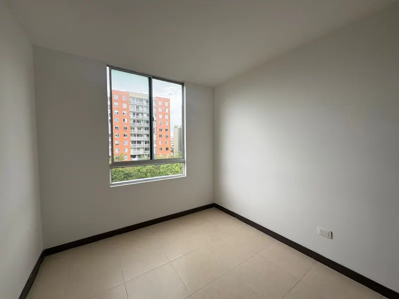 Apartamento en arriendo en Valle del Lili, Cali · foto 5 de 17