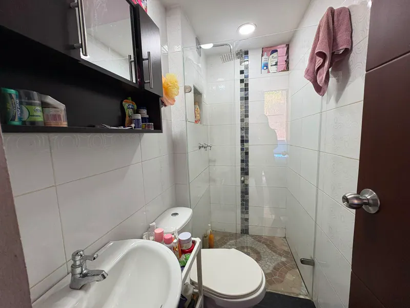 Apartamento en venta en Menga, Cali · foto 4 de 22