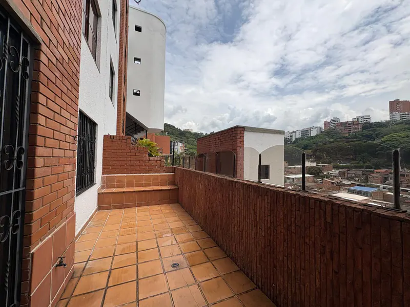 Apartamento en arriendo en Cali · foto 2 de 15